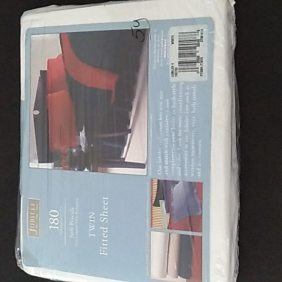 Twin Fitted Sheet Soft Percale 180 Thread Count - Picture 5 of 6